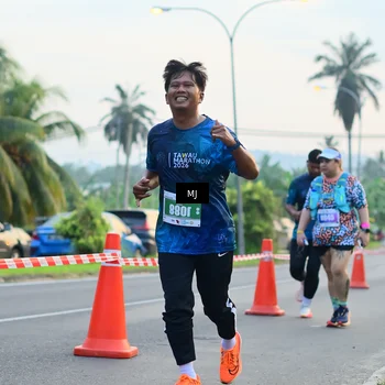 Runner Photo 4413193