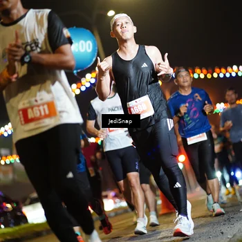 Runner Photo 4413195
