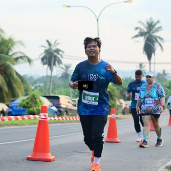 Runner Photo 4413203