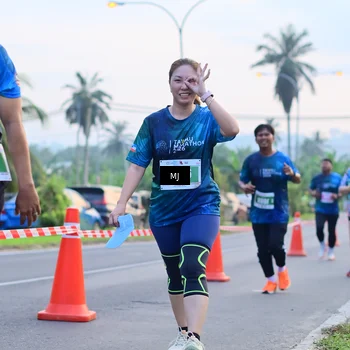 Runner Photo 4413211