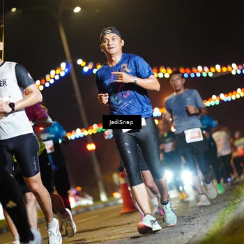 Runner Photo 4413221