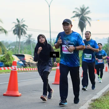 Runner Photo 4413332