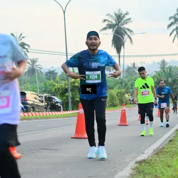 Runner Photo 4413415