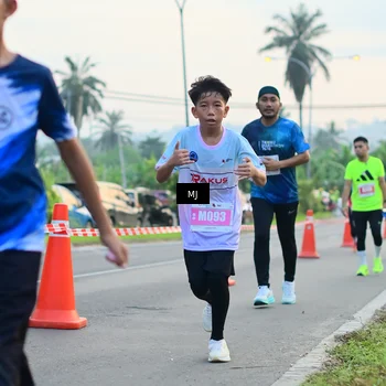 Runner Photo 4413422