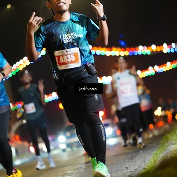Runner Photo 4413429
