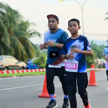 Runner Photo 4413433