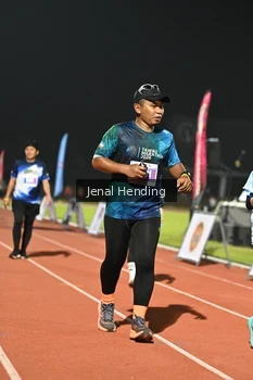Runner Photo 4413471