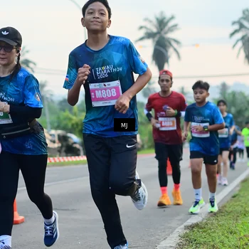 Runner Photo 4413483