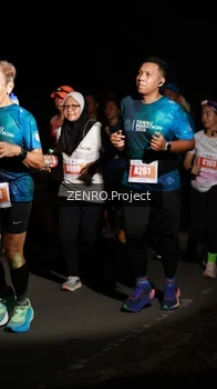 Runner Photo 4413486