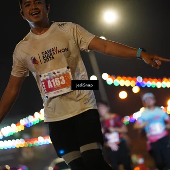 Runner Photo 4413488