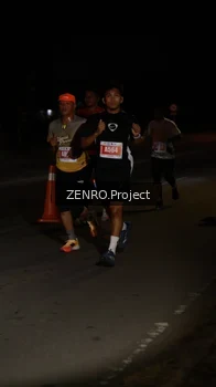 Runner Photo 4413510