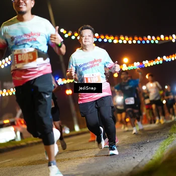 Runner Photo 4413576