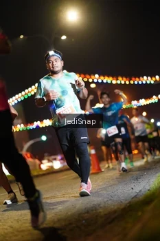 Runner Photo 4413578