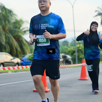 Runner Photo 4413607