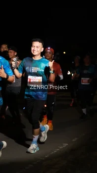 Runner Photo 4413608