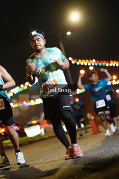 Runner Photo 4413623