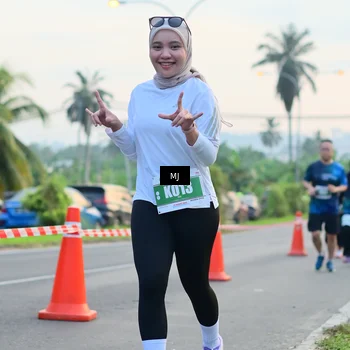 Runner Photo 4413656