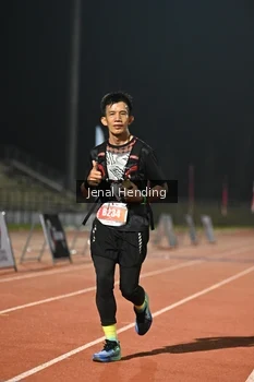 Runner Photo 4413665