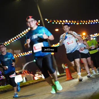 Runner Photo 4413708