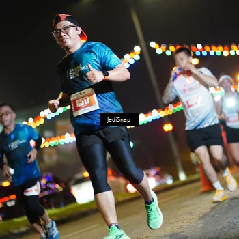 Runner Photo 4413726