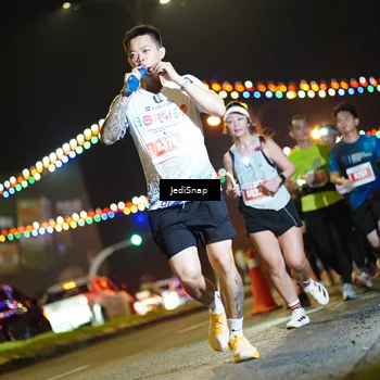 Runner Photo 4413771