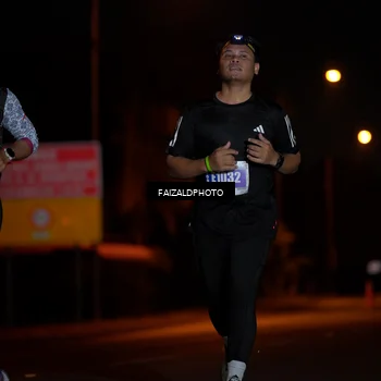 Runner Photo 4413799