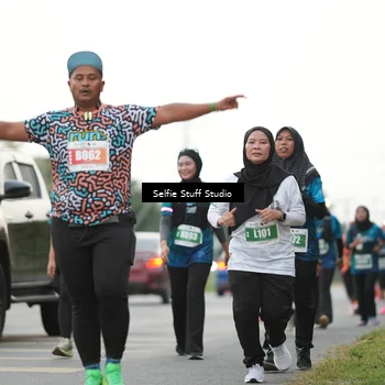 Runner Photo 4413816