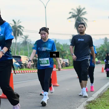 Runner Photo 4413861