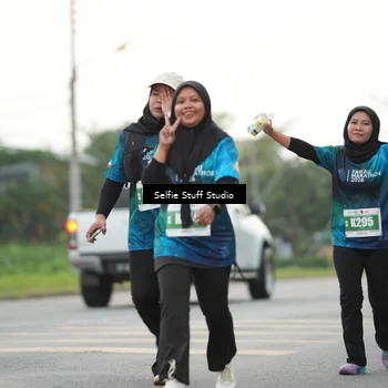 Runner Photo 4413975