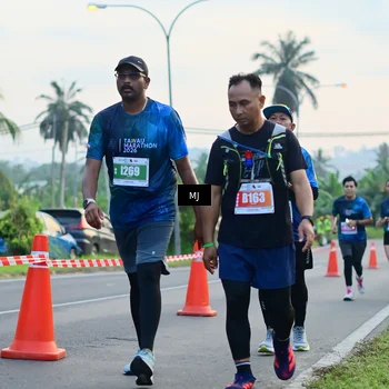 Runner Photo 4413981