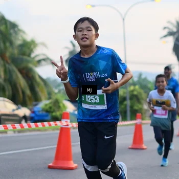 Runner Photo 4414003