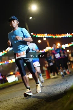 Runner Photo 4414032