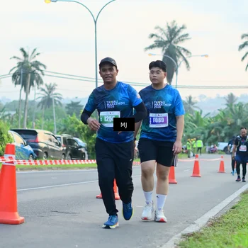 Runner Photo 4414037