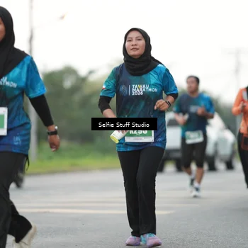 Runner Photo 4414042