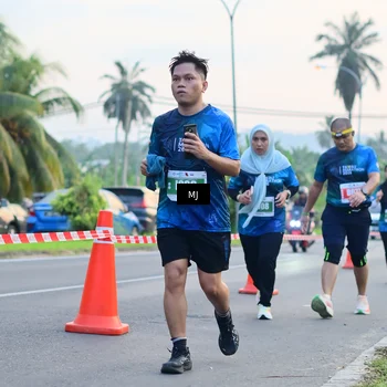 Runner Photo 4414066