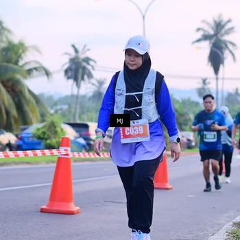 Runner Photo 4414087