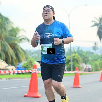 Runner Photo 4414100