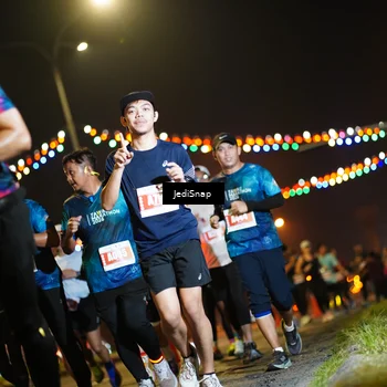 Runner Photo 4414137