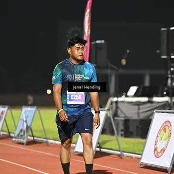 Runner Photo 4414236
