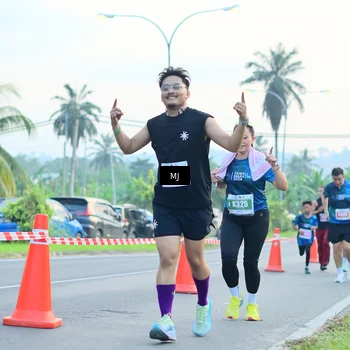 Runner Photo 4414325