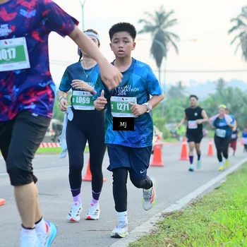 Runner Photo 4414357