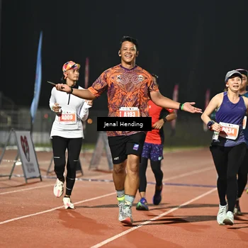 Runner Photo 4414361