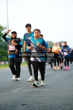 Runner Photo 4414363