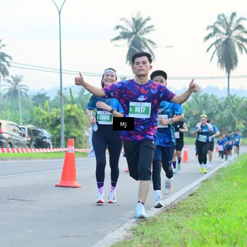 Runner Photo 4414369