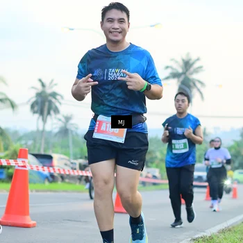 Runner Photo 4414437