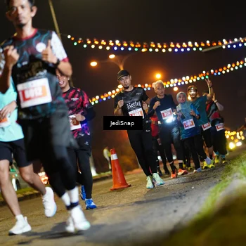 Runner Photo 4414438
