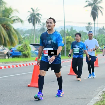 Runner Photo 4414618