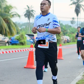 Runner Photo 4414696