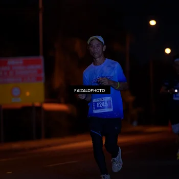 Runner Photo 4414705