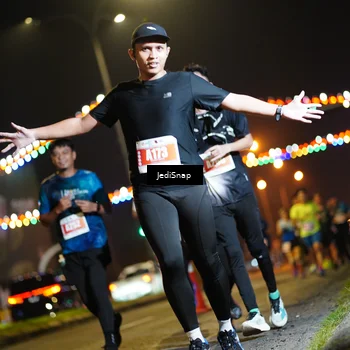 Runner Photo 4414725